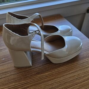 Wild Fable heels Size 10